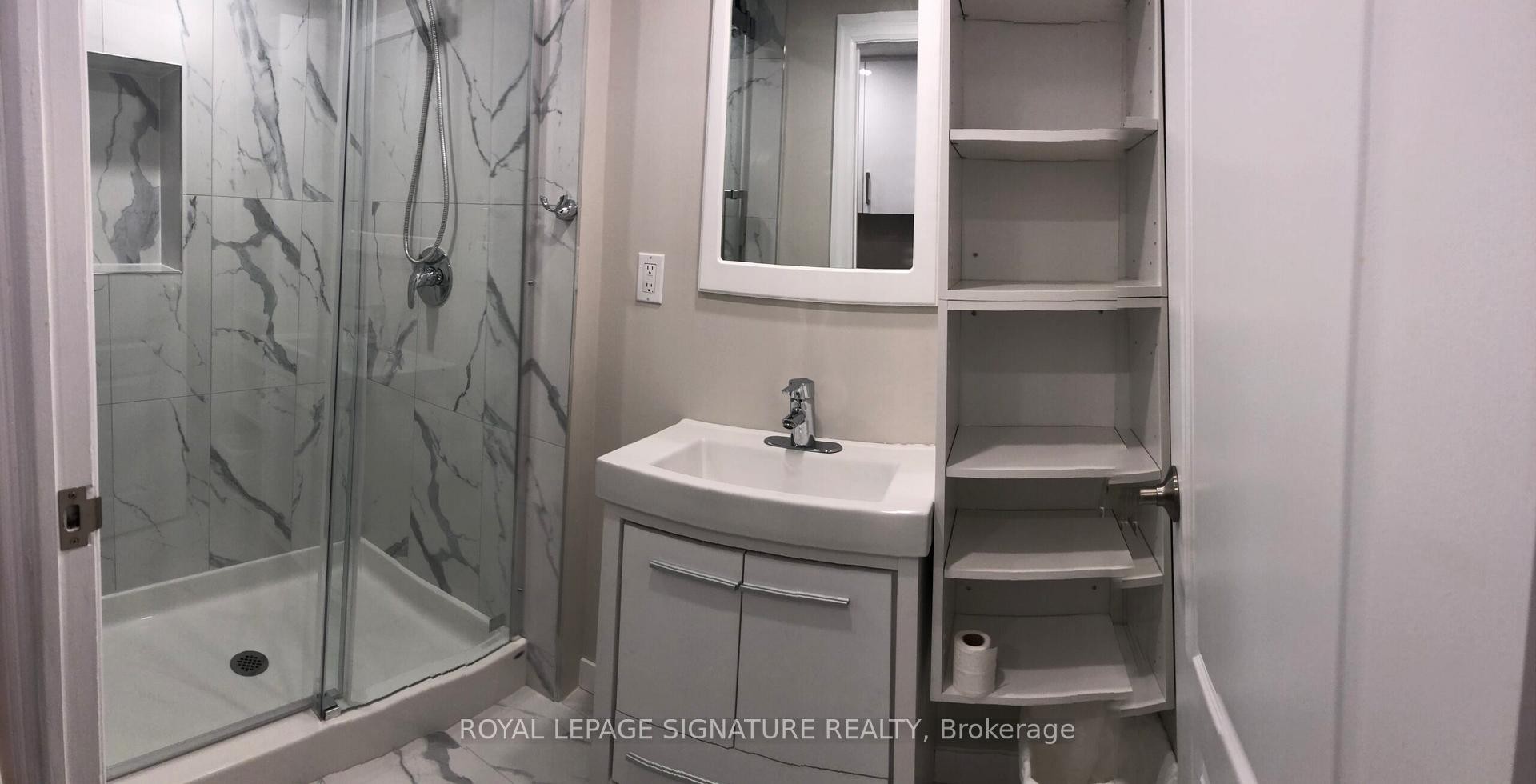 50C-646 Broadview Avenue, Toronto, ON - Indoor Photo Showing Bathroom