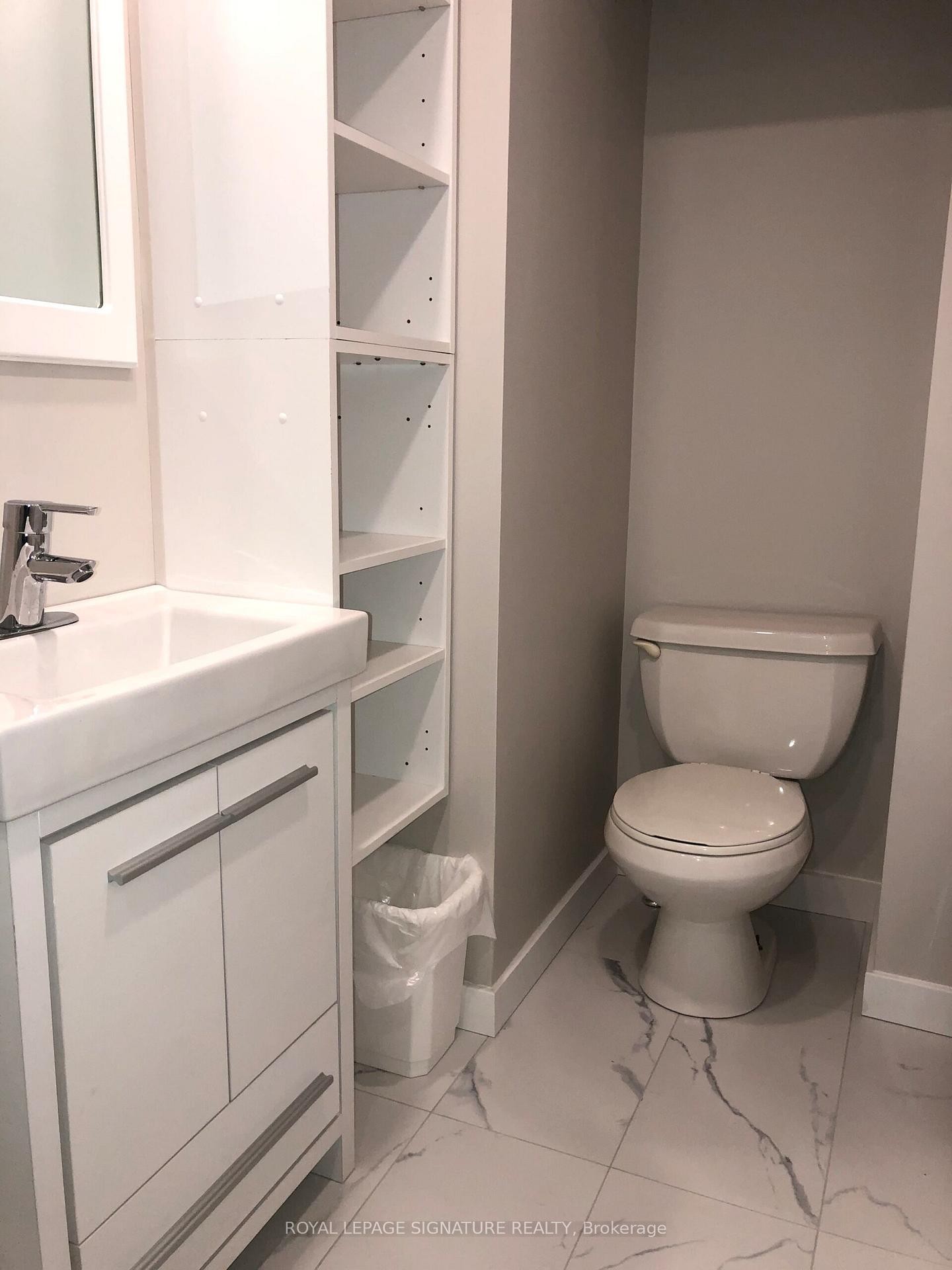 50C-646 Broadview Avenue, Toronto, ON - Indoor Photo Showing Bathroom