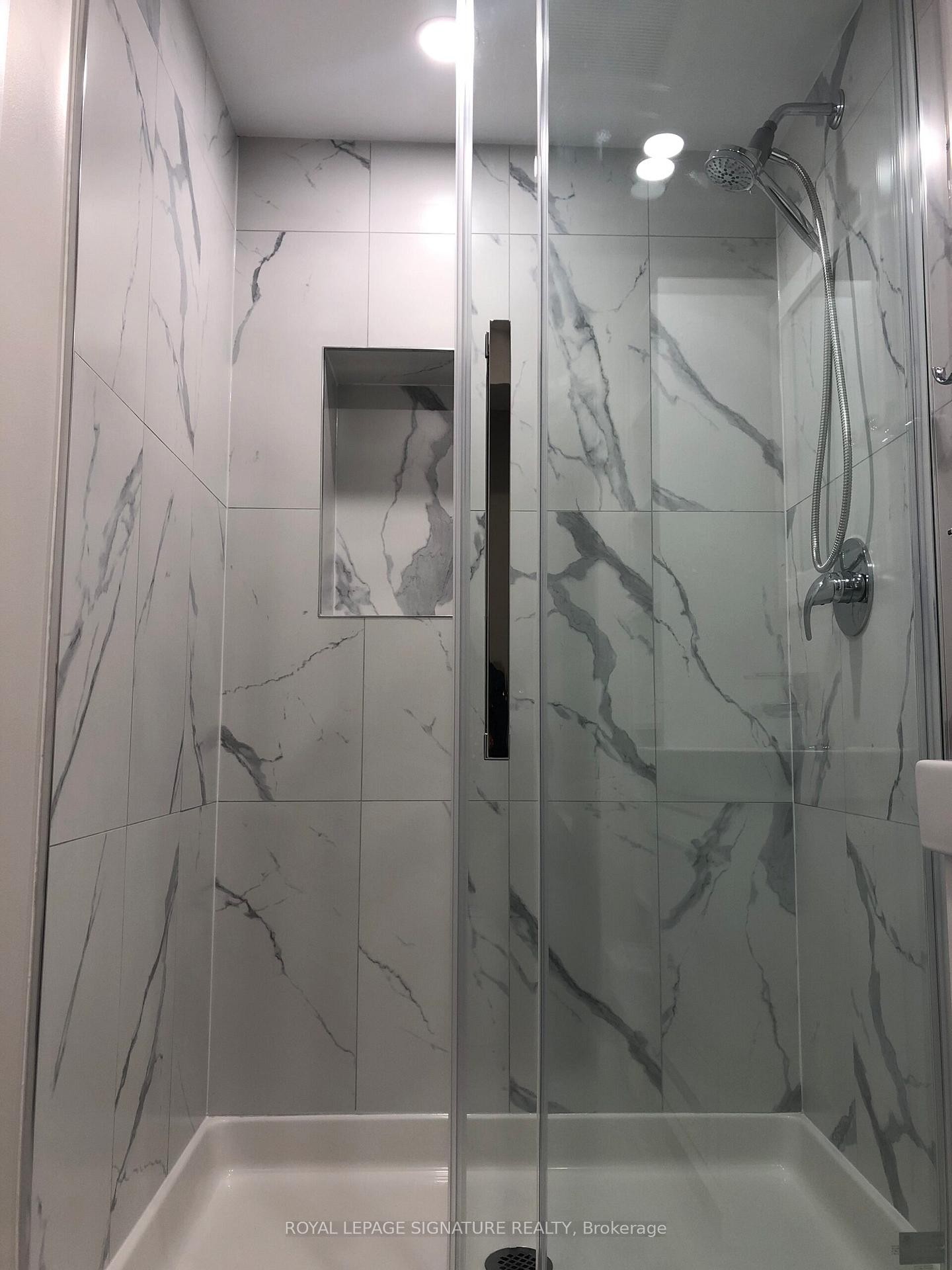 50C-646 Broadview Avenue, Toronto, ON - Indoor Photo Showing Bathroom