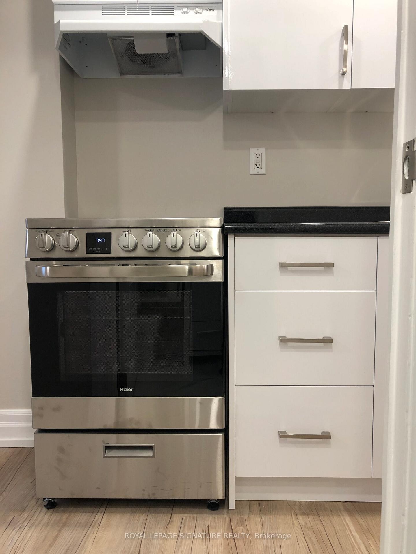 50C-646 Broadview Avenue, Toronto, ON - Indoor Photo Showing Other Room