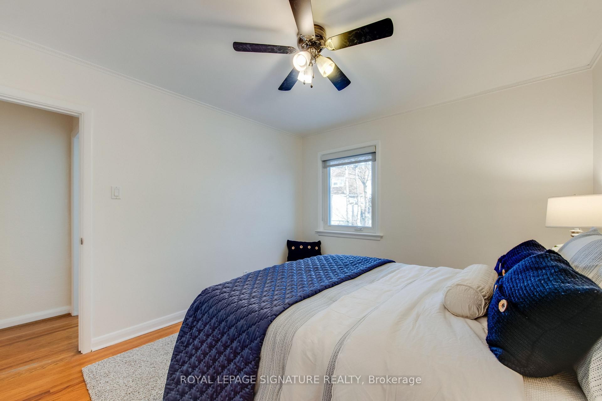 9 Ivorwood Crescent, Toronto, ON - Indoor Photo Showing Bedroom