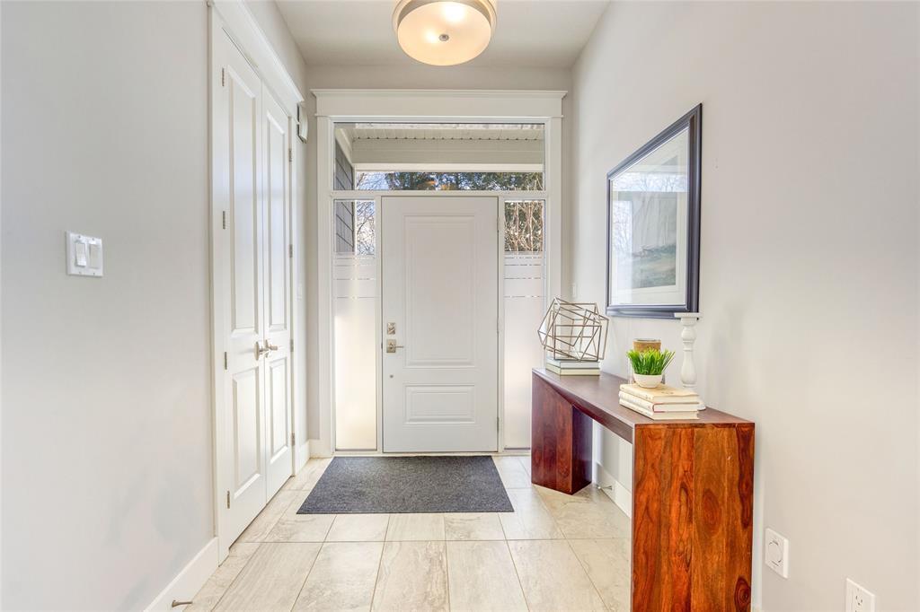 5144 Cedarview Drive, Lambton Shores, ON