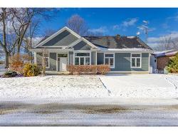 5144 CEDARVIEW Drive Lambton Shores, ON N0N 1B7