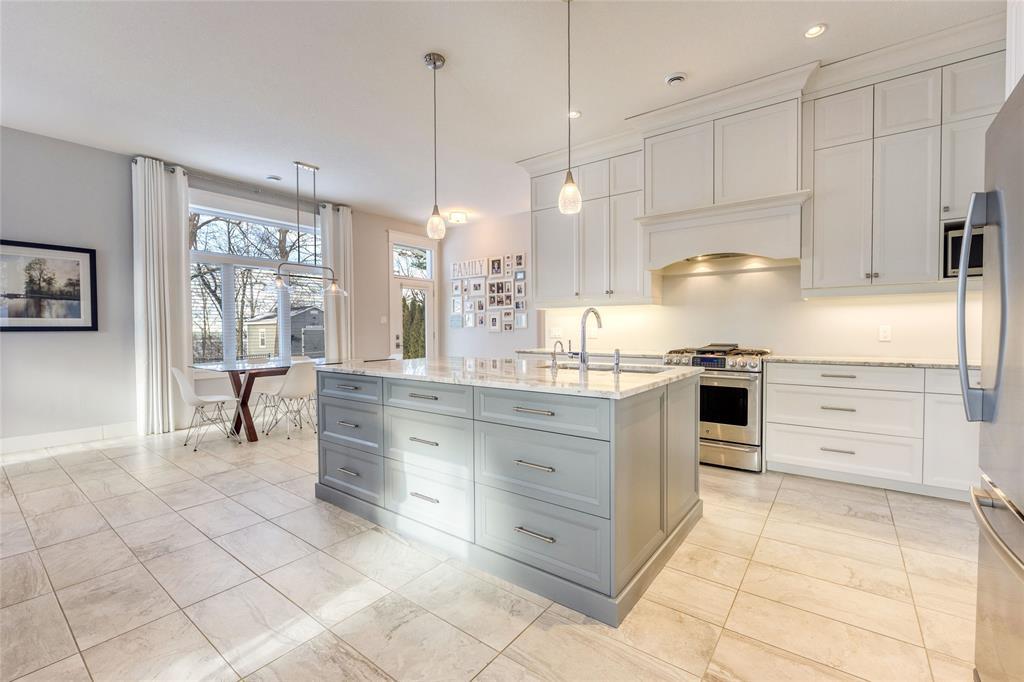 5144 Cedarview Drive, Lambton Shores, ON