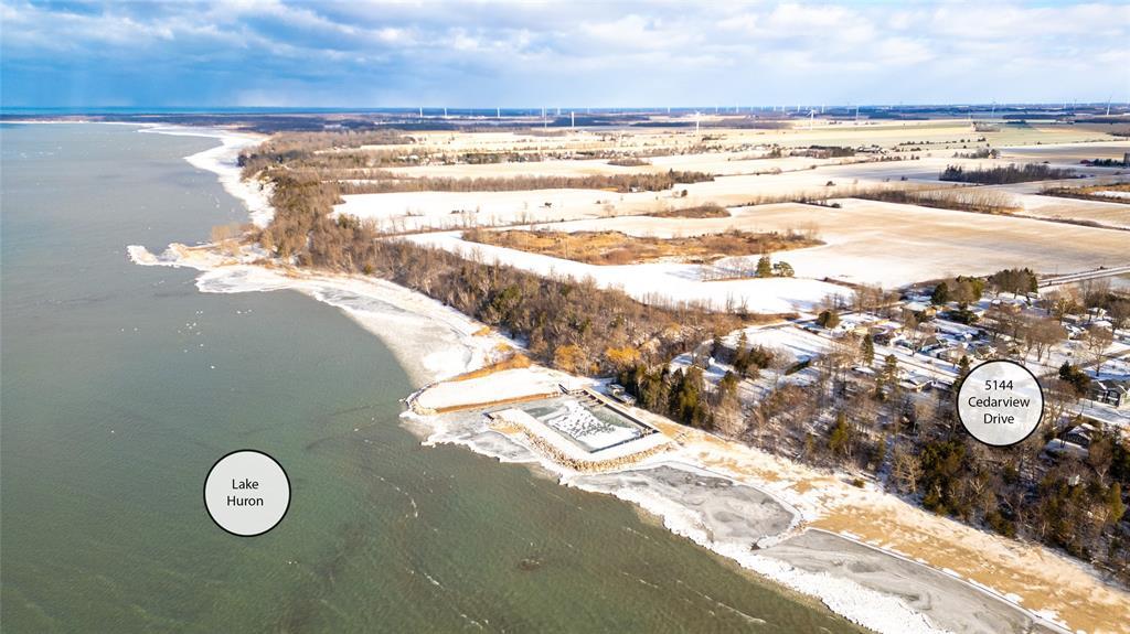 5144 Cedarview Drive, Lambton Shores, ON