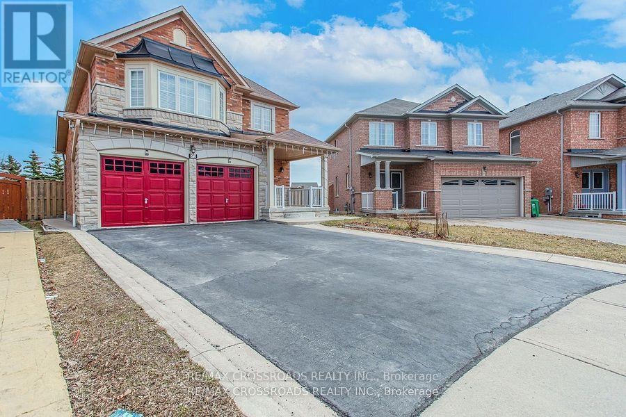 23 River Heights Drive, Brampton, ON - Outdoor With Facade