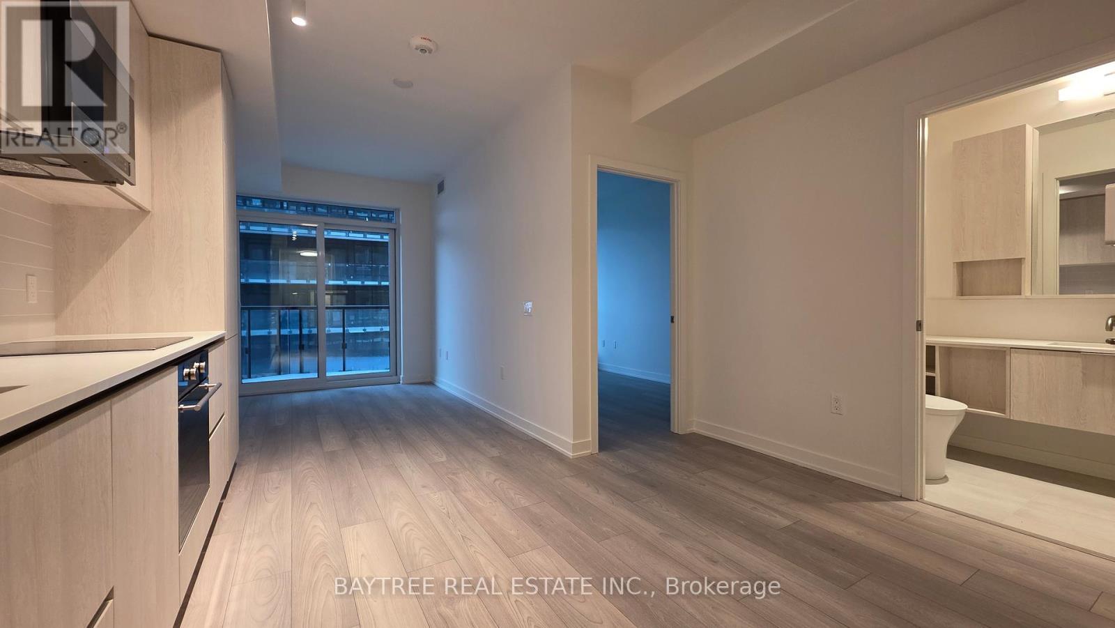 1806 - 110 Broadway Avenue, Toronto, ON - Indoor Photo Showing Other Room