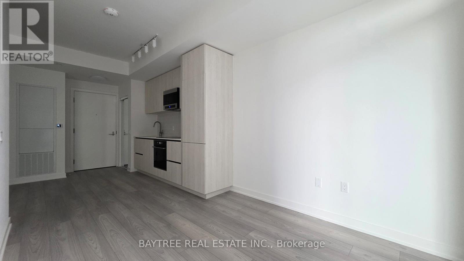 1806 - 110 Broadway Avenue, Toronto, ON - Indoor