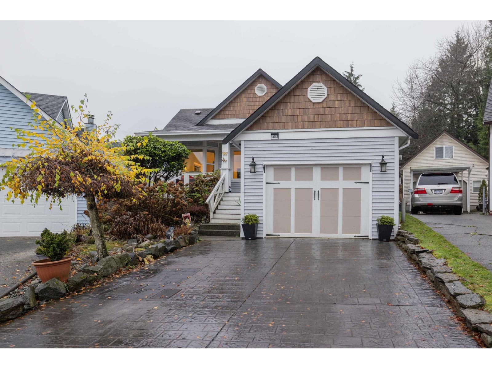 13452 62A Avenue, Surrey, BC - Outdoor With Facade