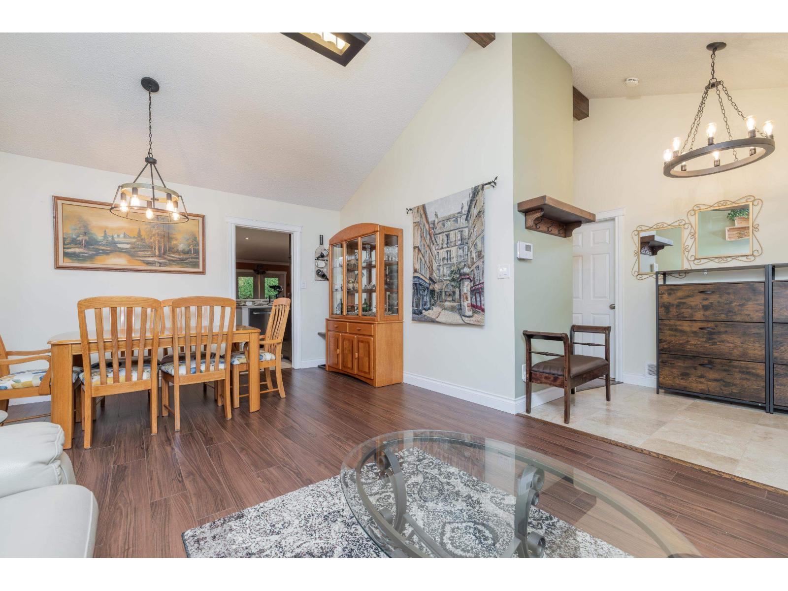 13452 62A Avenue, Surrey, BC - Indoor