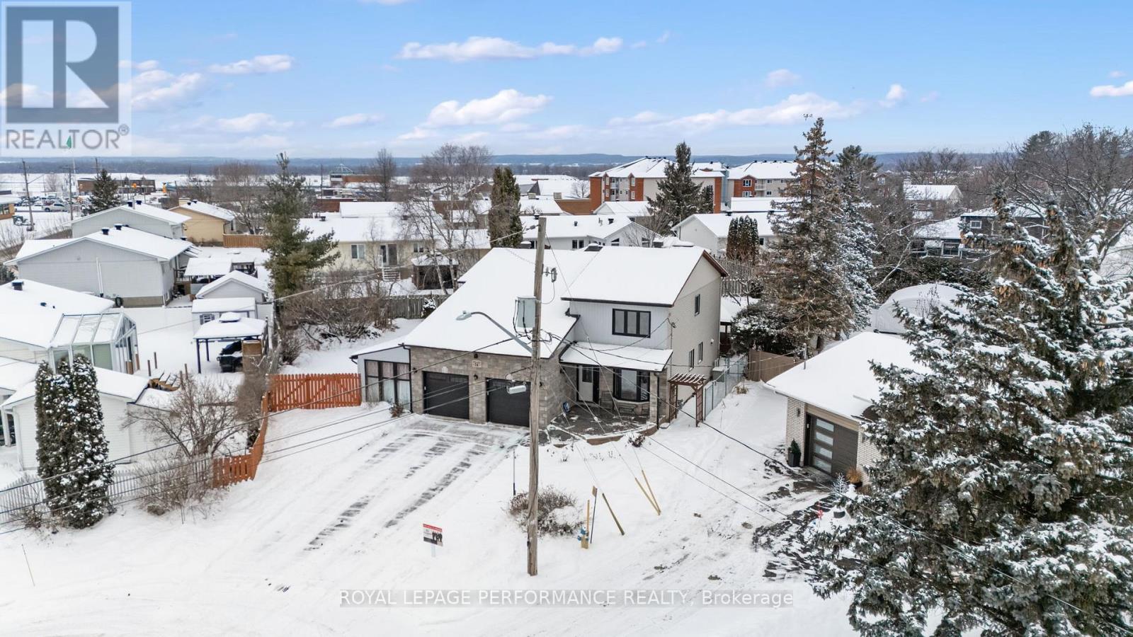 976 Laporte Street, Clarence-Rockland, ON - Outdoor