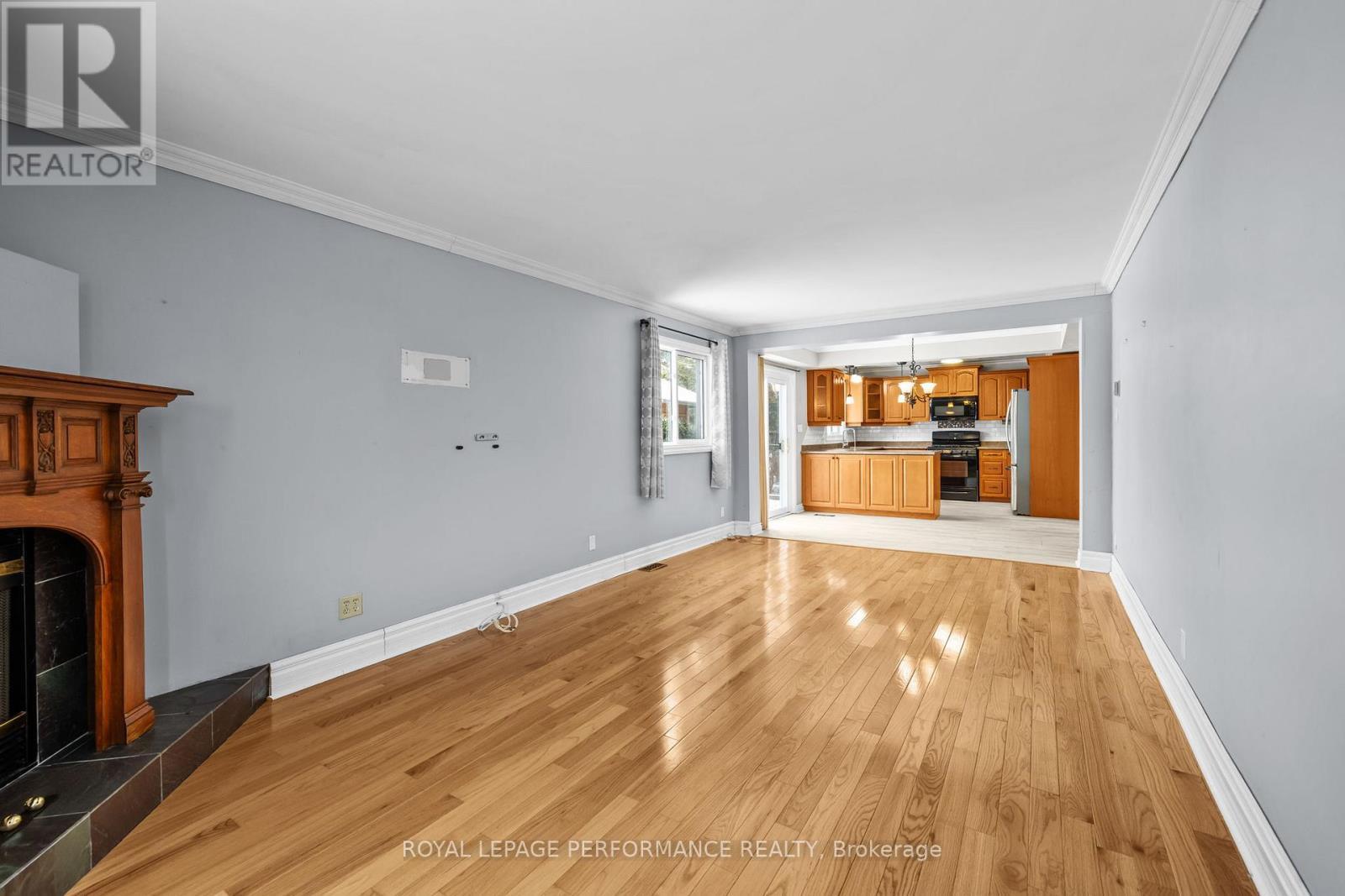 976 Laporte Street, Clarence-Rockland, ON - Indoor