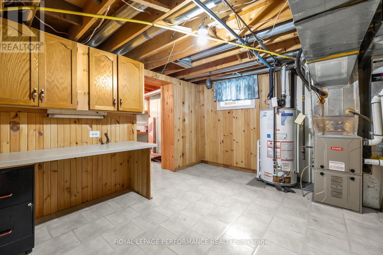 976 Laporte Street, Clarence-Rockland, ON - Indoor Photo Showing Basement