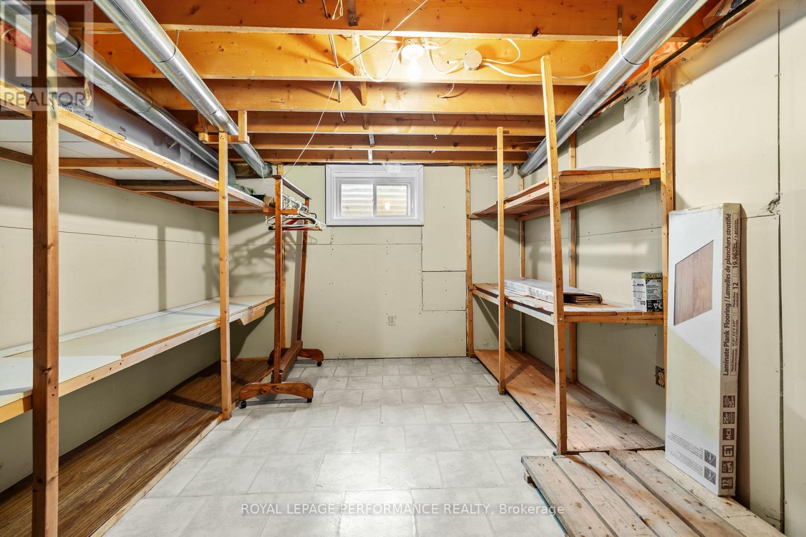 976 Laporte Street, Clarence-Rockland, ON - Indoor Photo Showing Basement