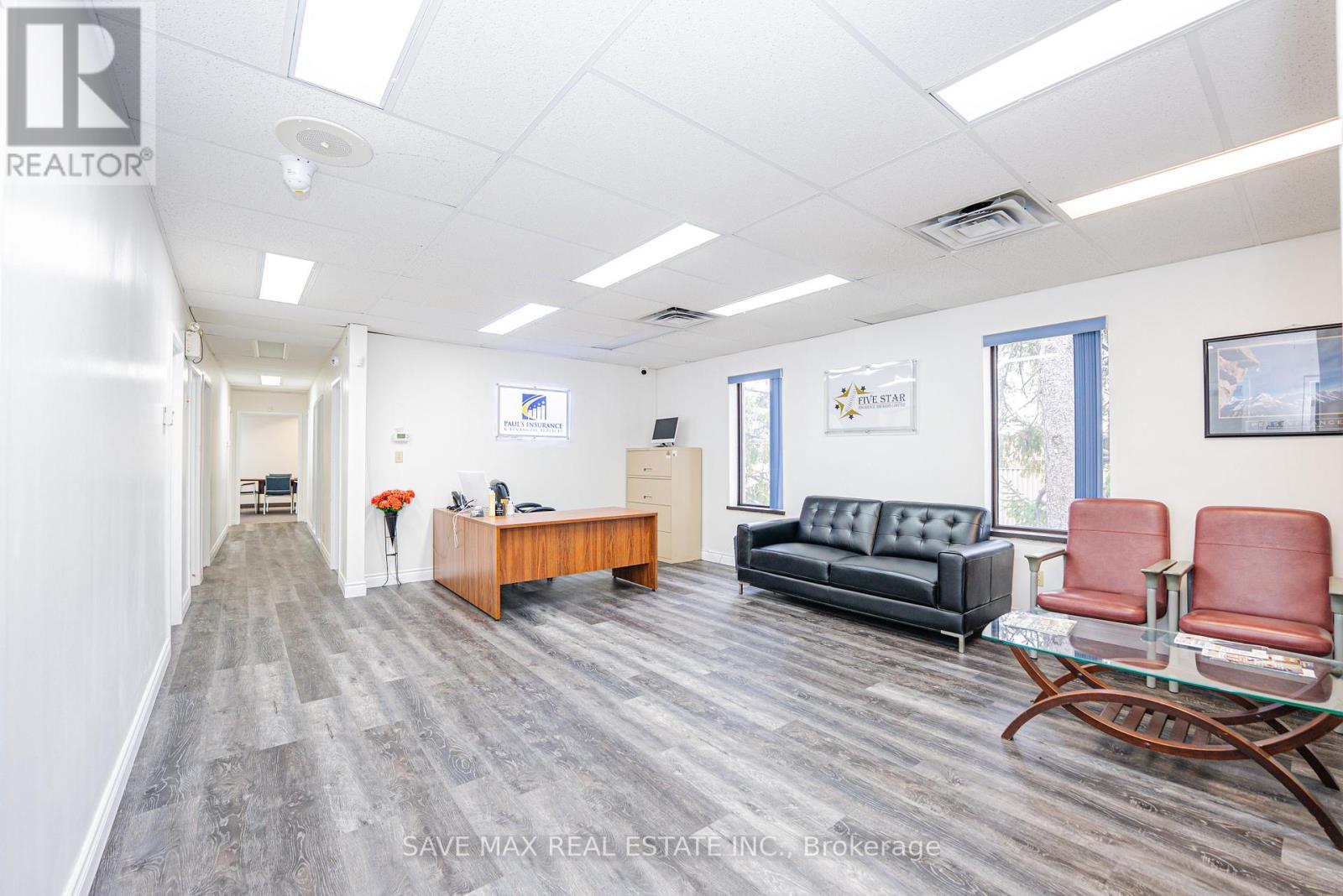 264 Woodlawn Road W, Guelph, ON