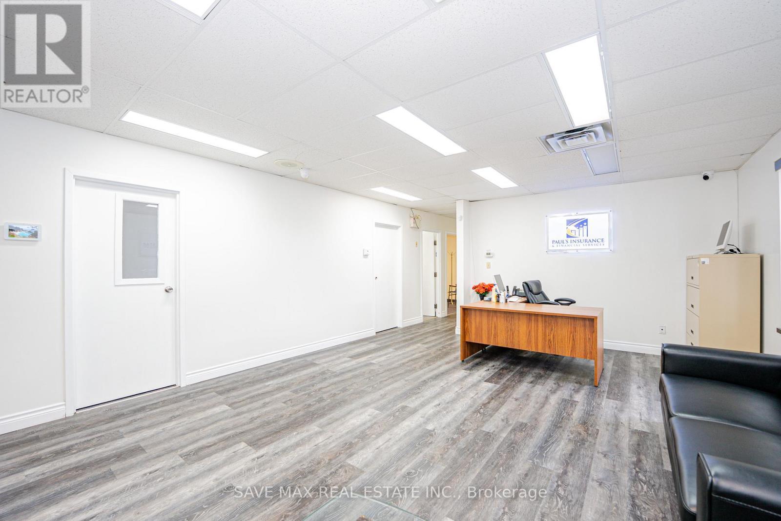 264 Woodlawn Road W, Guelph, ON