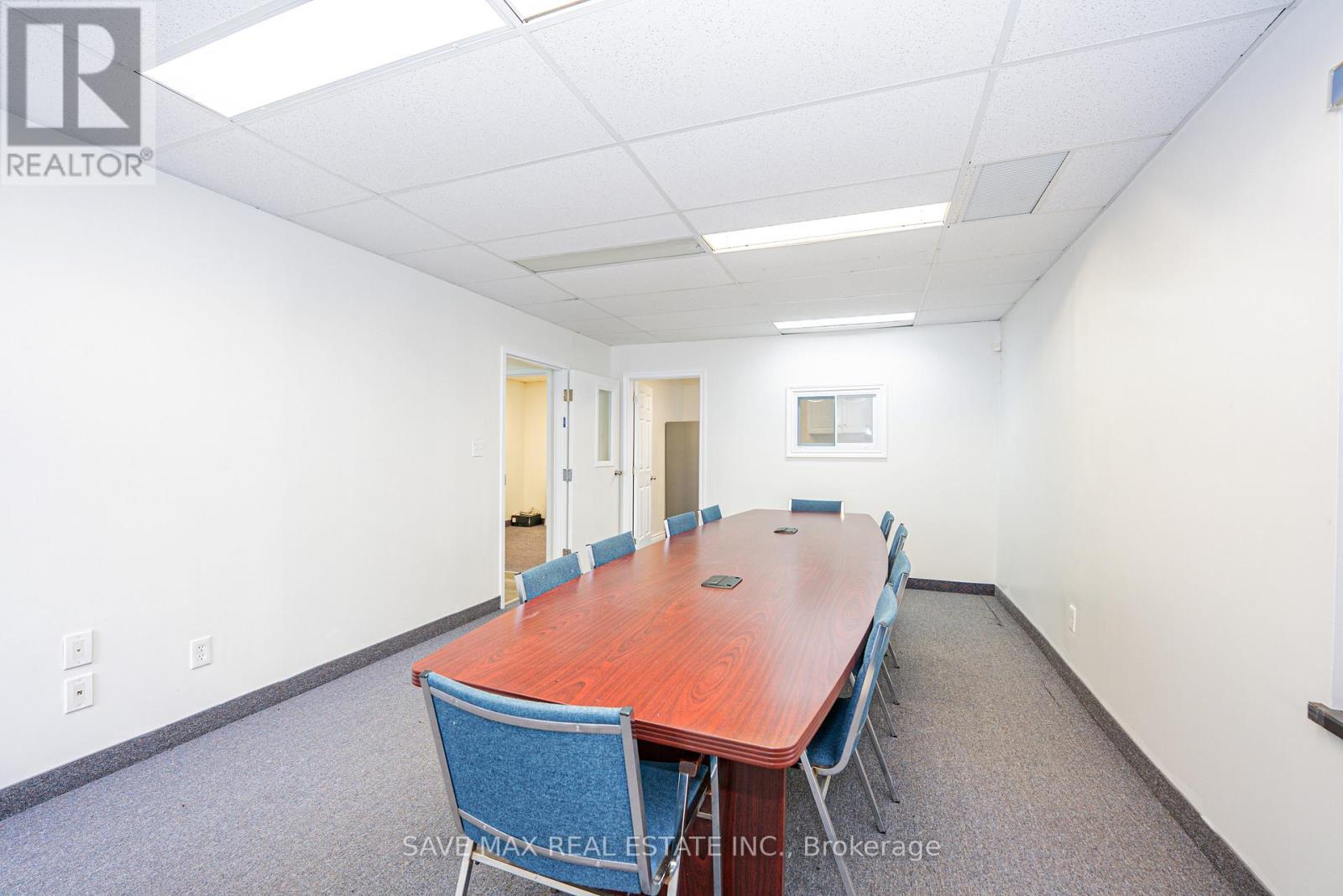 264 Woodlawn Road W, Guelph, ON