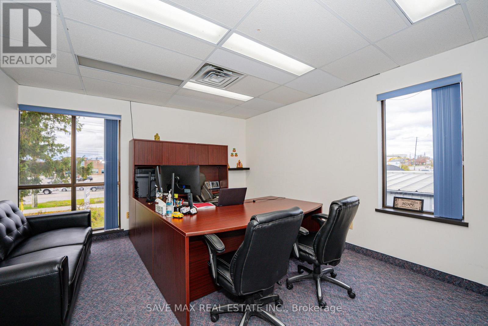 264 Woodlawn Road W, Guelph, ON