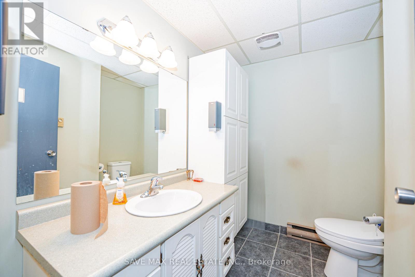 264 Woodlawn Road W, Guelph, ON