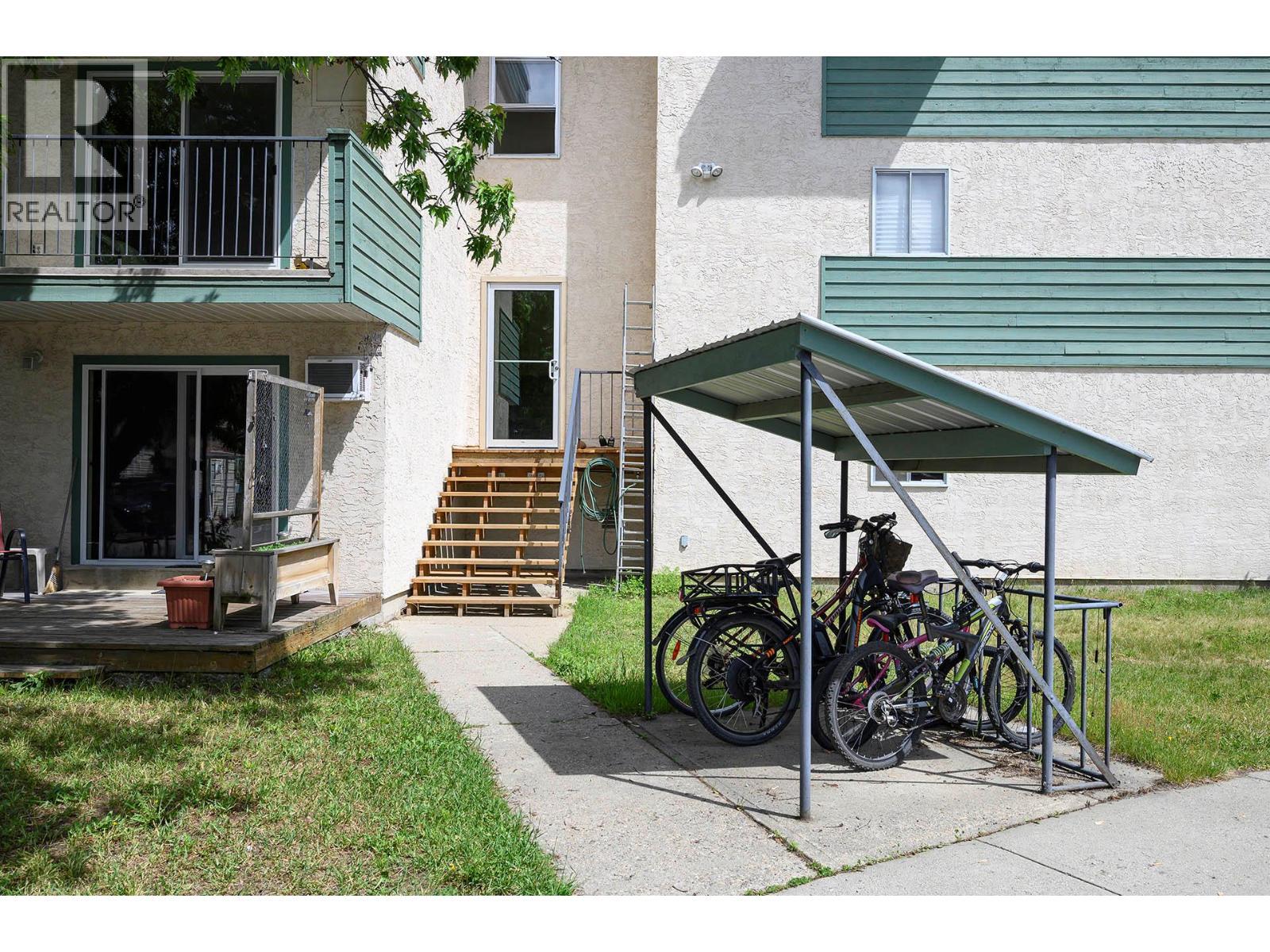 245 Park Drive Unit# 16, Clearwater, BC - Outdoor