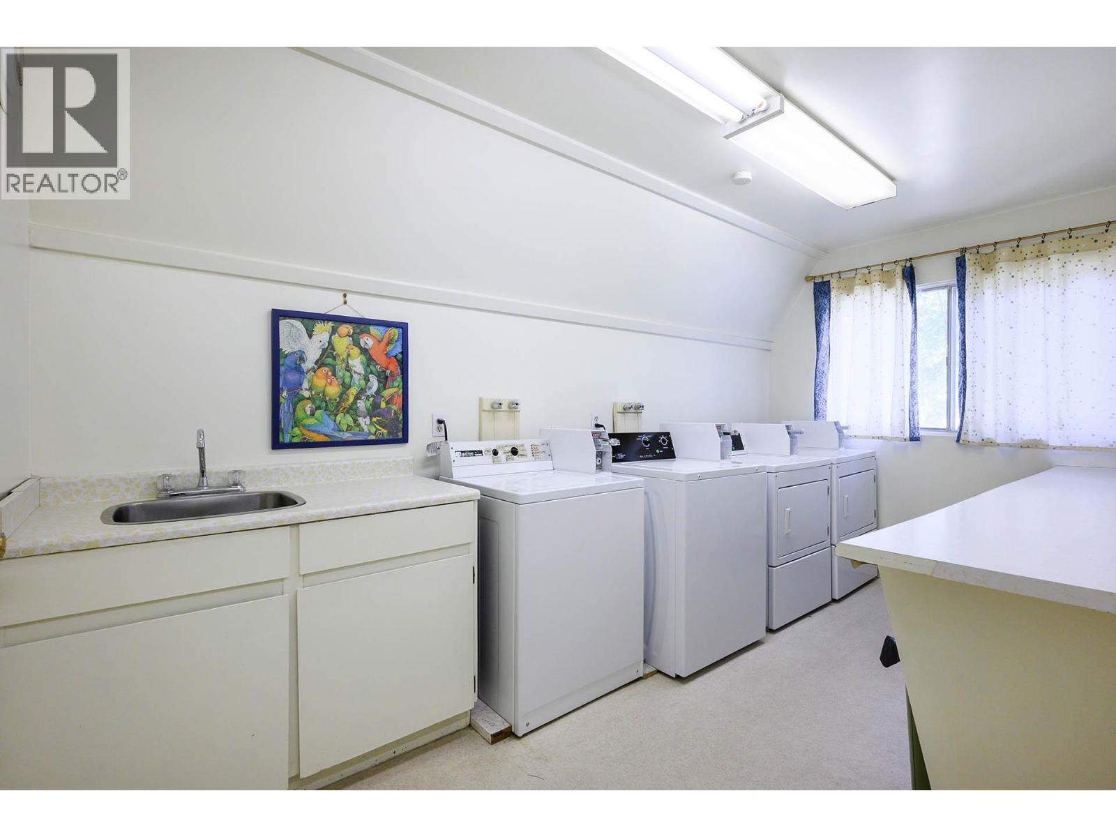 245 Park Drive Unit# 16, Clearwater, BC - Indoor Photo Showing Laundry Room
