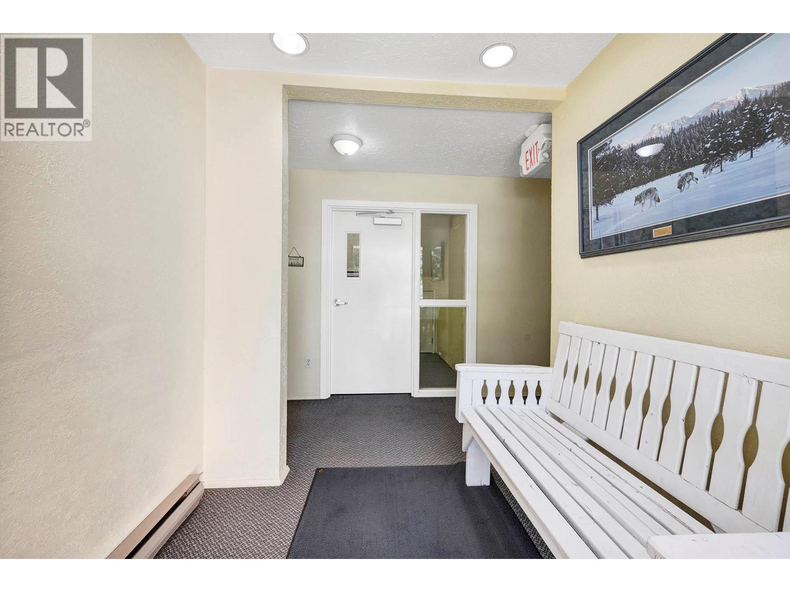 245 Park Drive Unit# 16, Clearwater, BC - Indoor Photo Showing Other Room