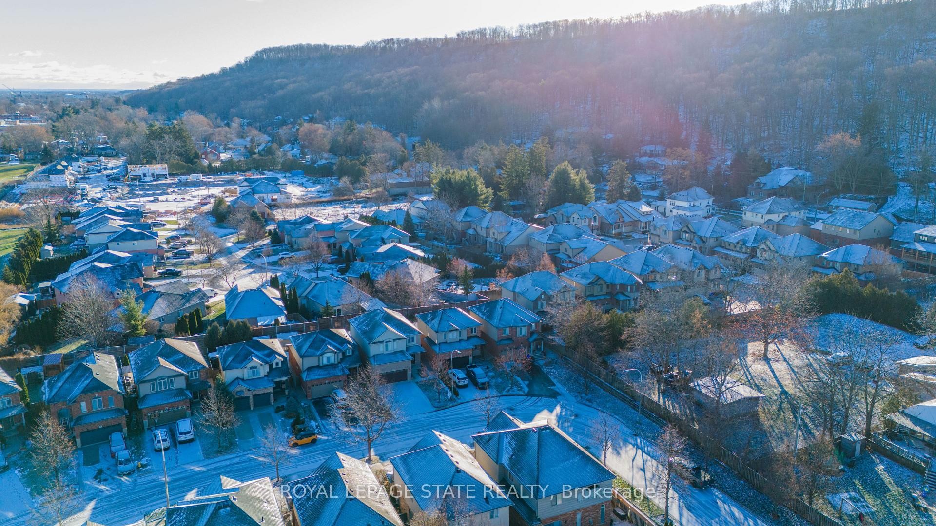 95 Hemlock Way, Grimsby, ON - Outdoor With View