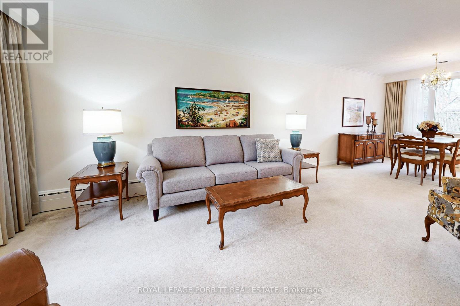 62 Fairfield Avenue, Toronto, ON - Indoor Photo Showing Living Room