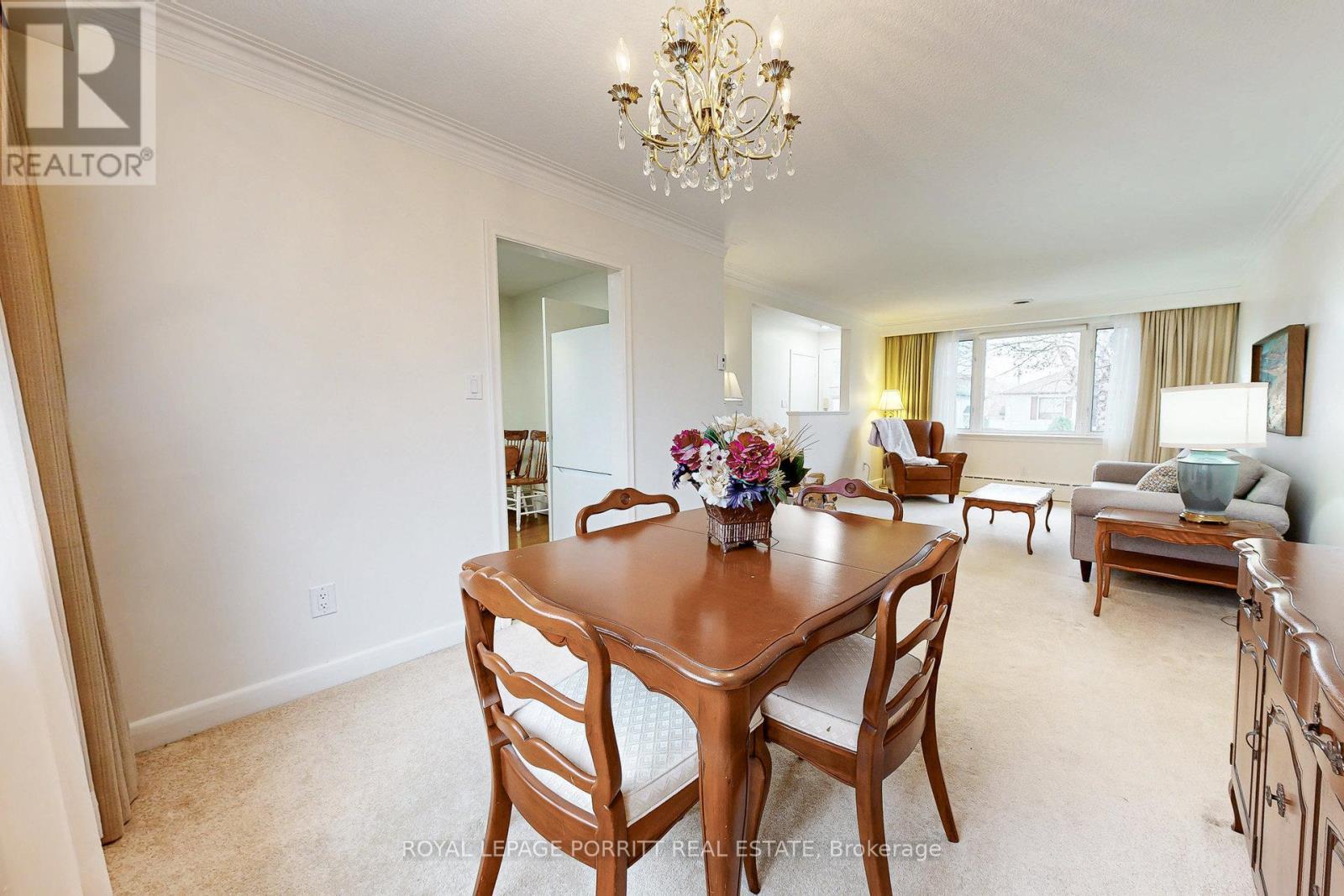 62 Fairfield Avenue, Toronto, ON - Indoor