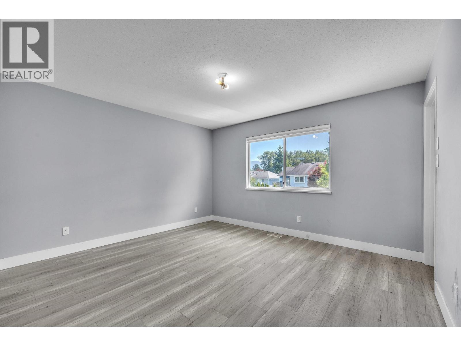 12326 Aurora Street, Maple Ridge, BC - Indoor Photo Showing Other Room