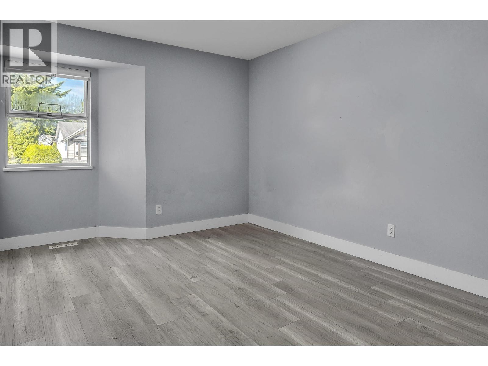 12326 Aurora Street, Maple Ridge, BC - Indoor Photo Showing Other Room