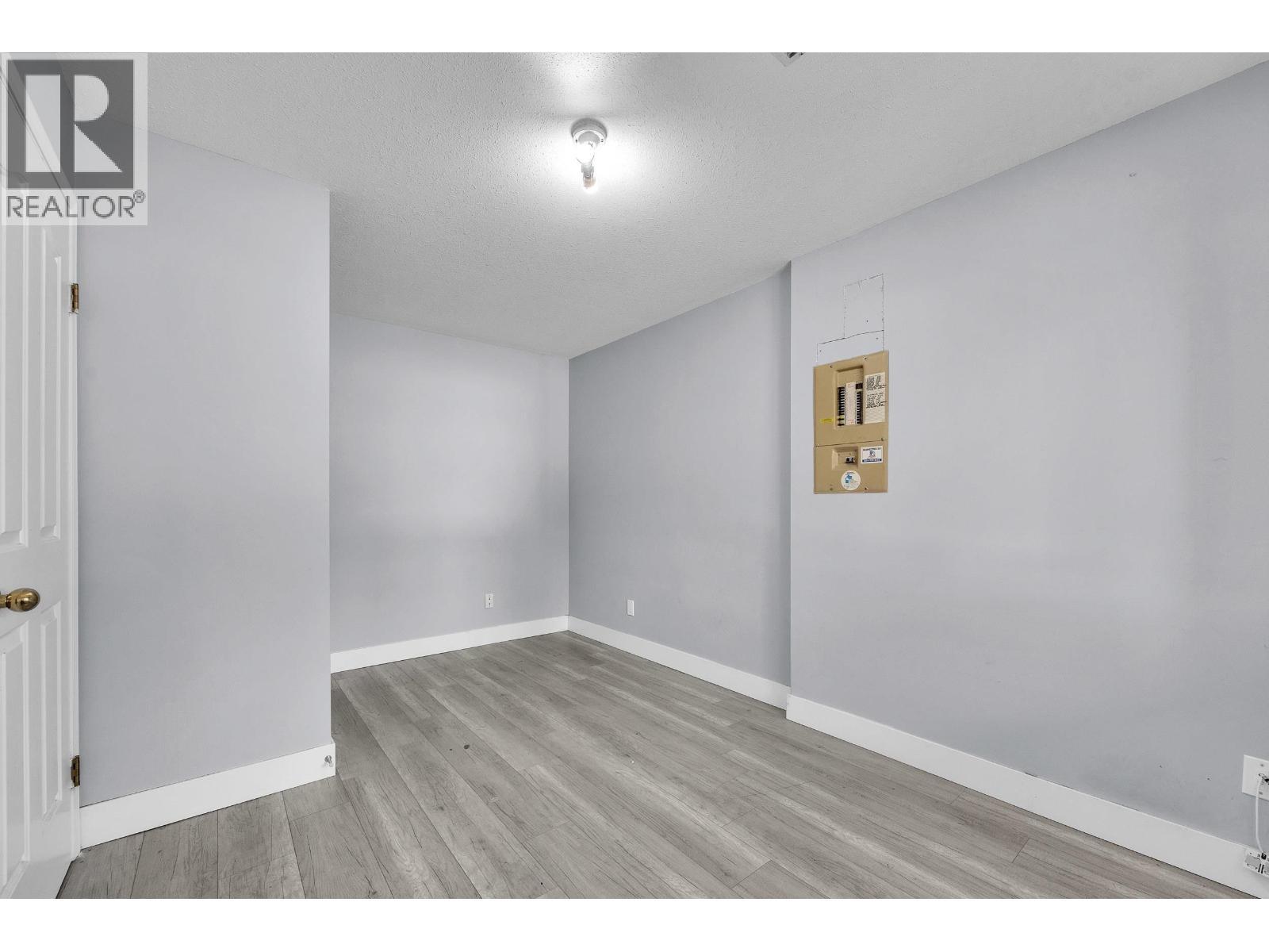 12326 Aurora Street, Maple Ridge, BC - Indoor Photo Showing Other Room