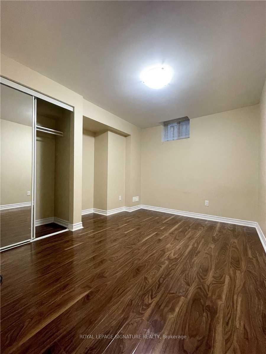 Bsmt-95 Valleycreek Drive, Brampton, ON - Indoor Photo Showing Other Room