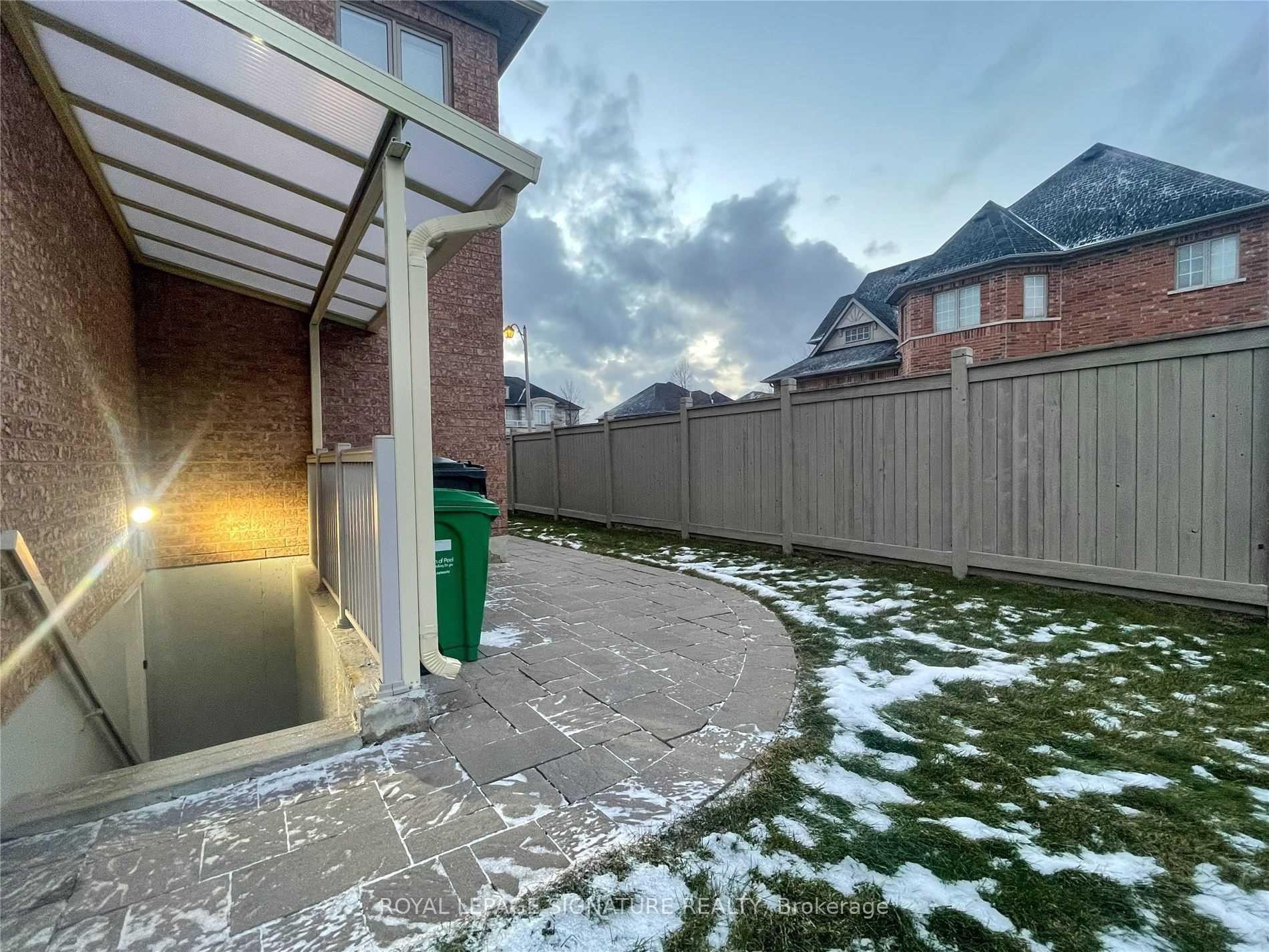 Bsmt-95 Valleycreek Drive, Brampton, ON - Outdoor