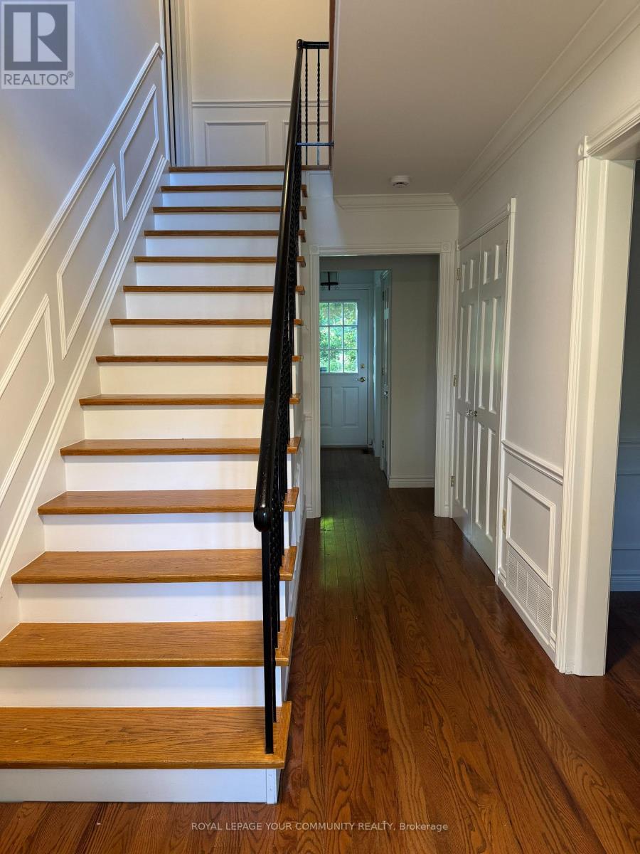 235 Banner Lane, King, ON - Indoor Photo Showing Other Room