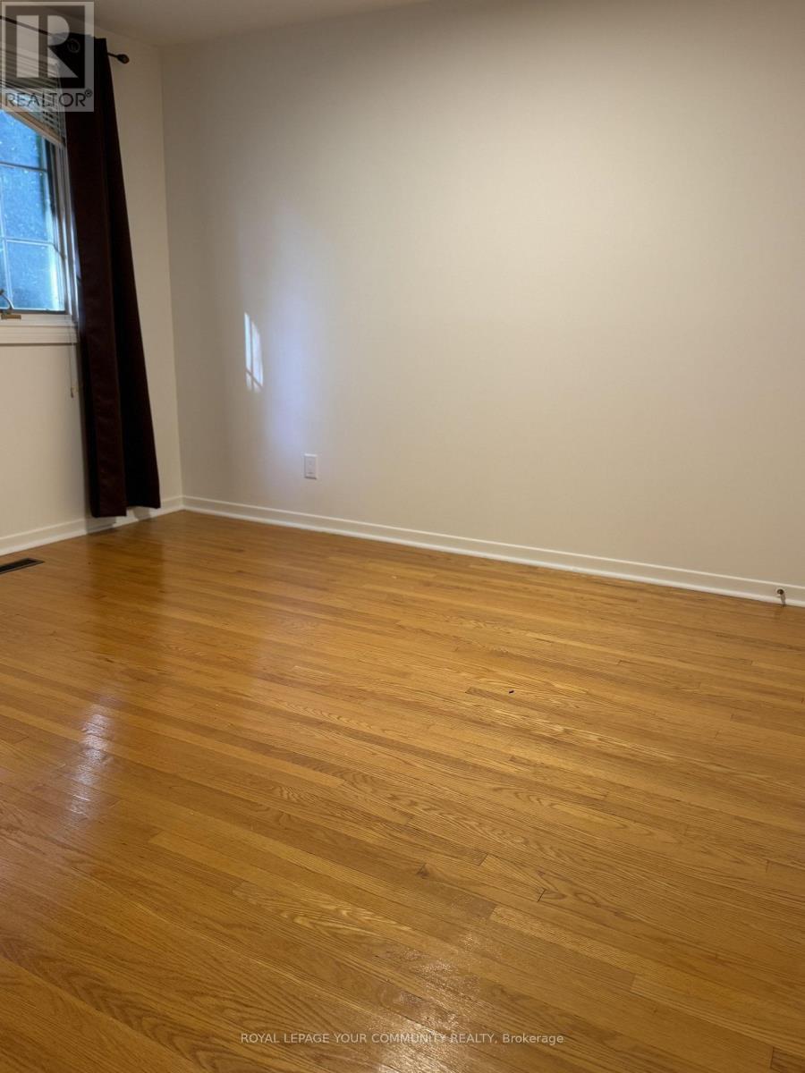 235 Banner Lane, King, ON - Indoor Photo Showing Other Room