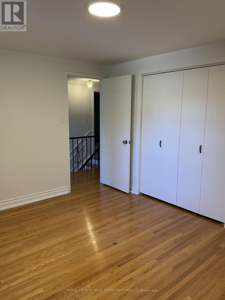 235 Banner Lane, King, ON - Indoor Photo Showing Other Room