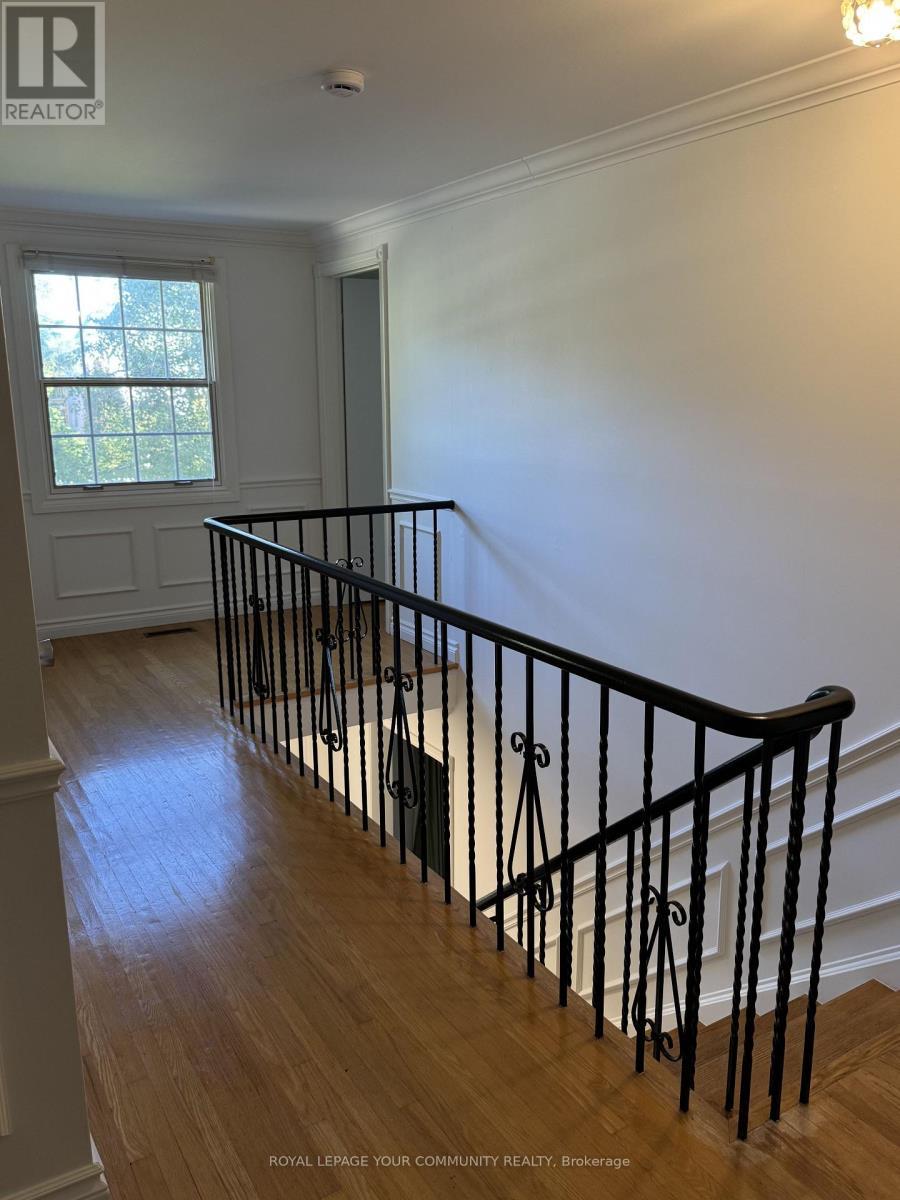 235 Banner Lane, King, ON - Indoor Photo Showing Other Room