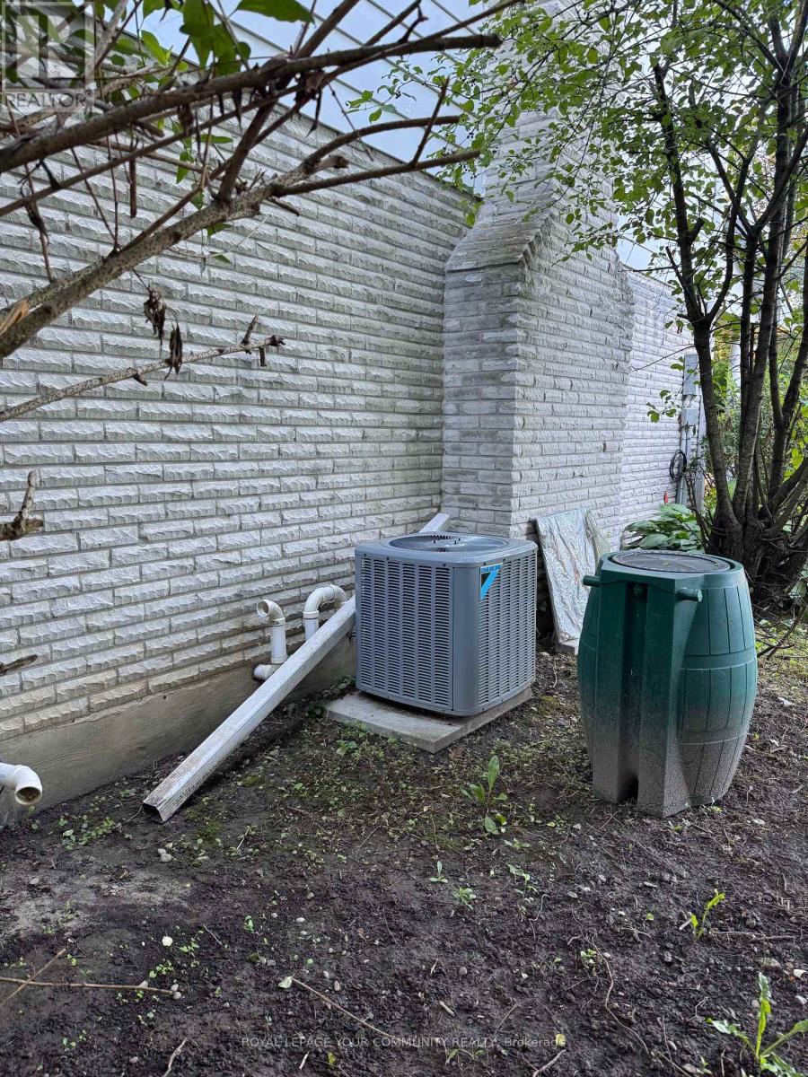 235 Banner Lane, King, ON - Outdoor