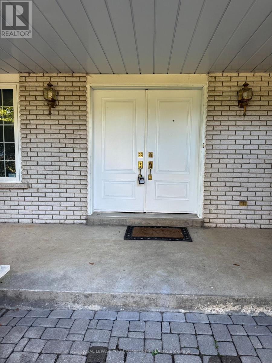 235 Banner Lane, King, ON - Outdoor With Exterior