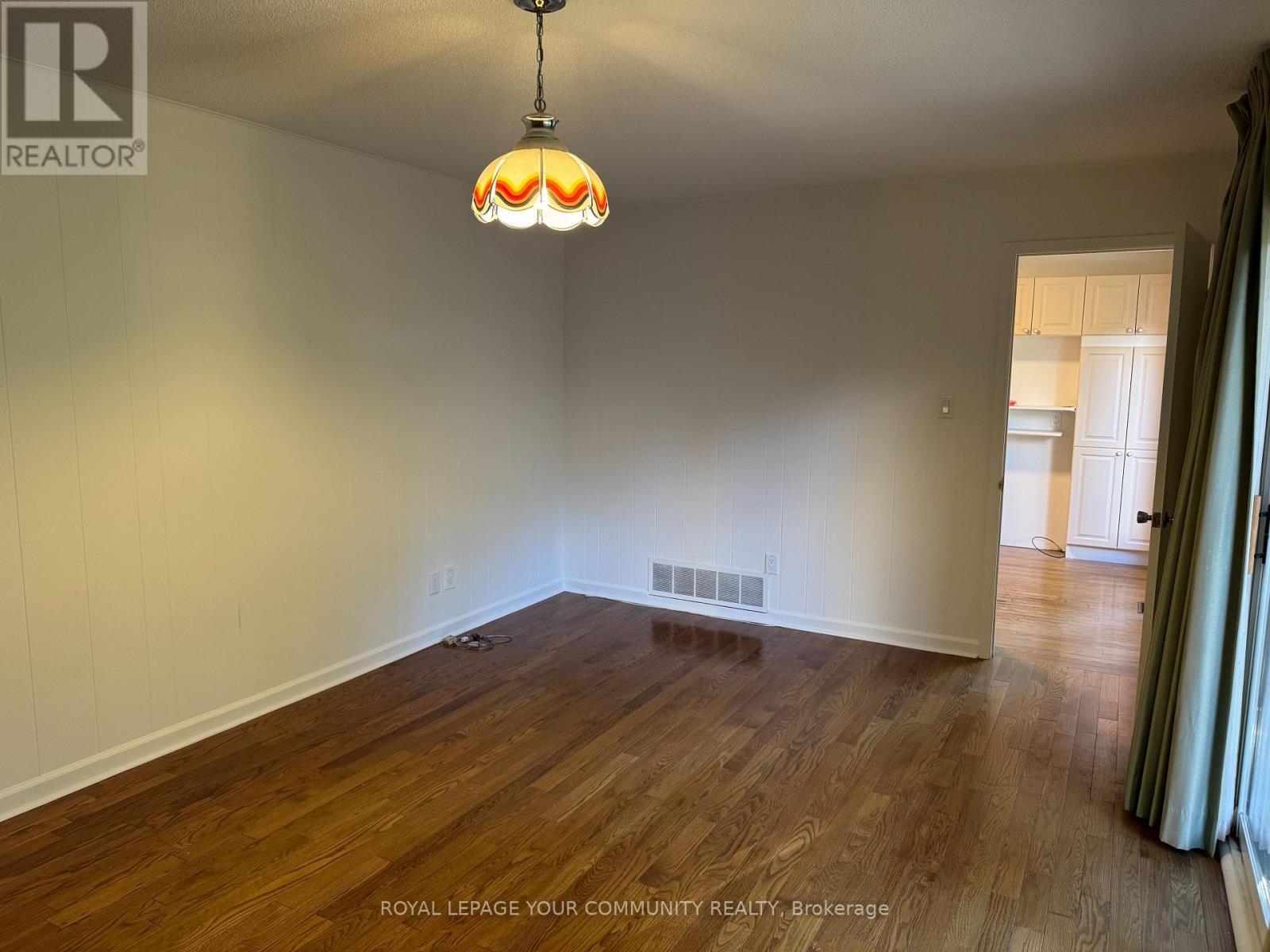 235 Banner Lane, King, ON - Indoor Photo Showing Other Room