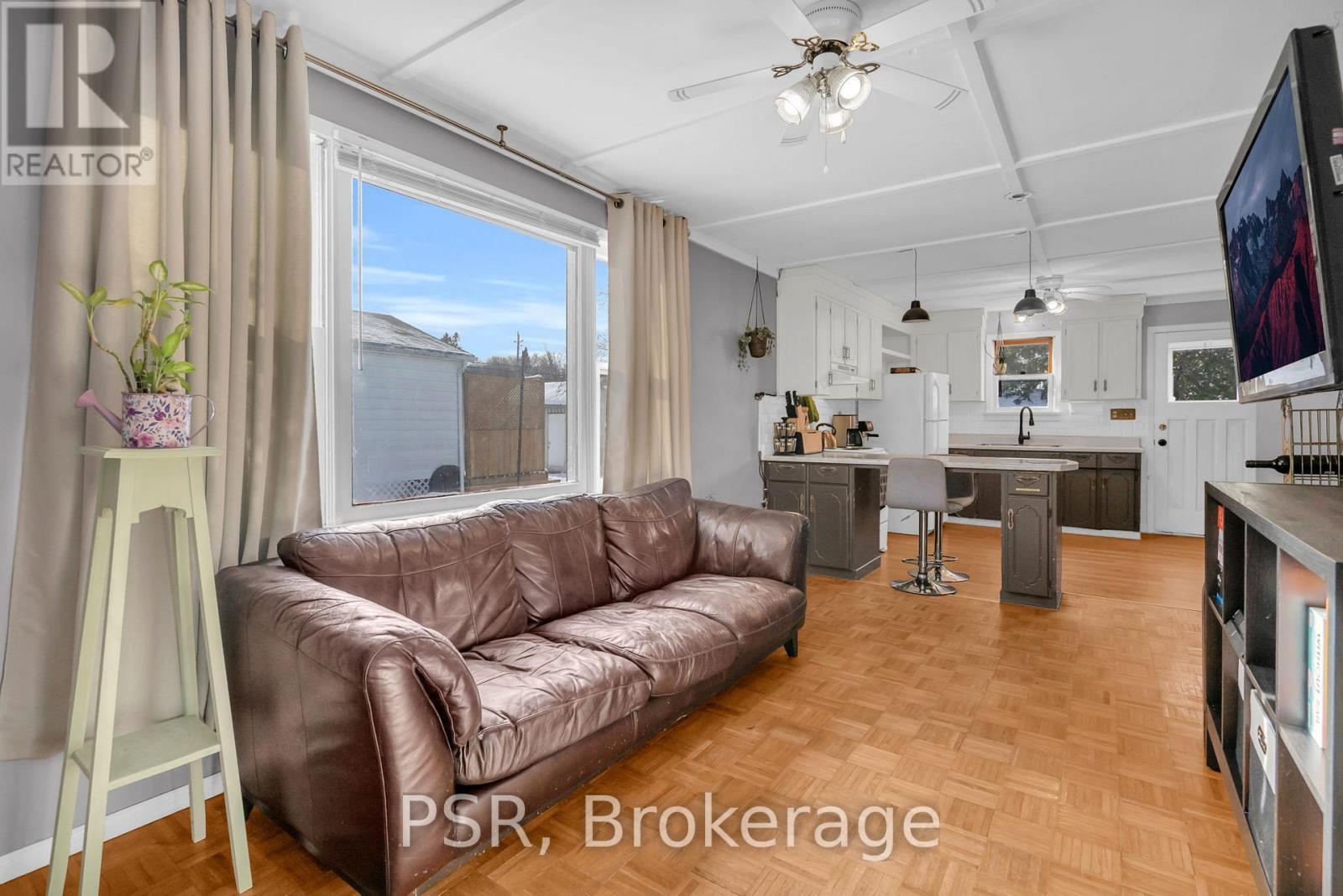 58 De La Salle Boulevard, Georgina (Sutton & Jackson'S Point), ON - Indoor