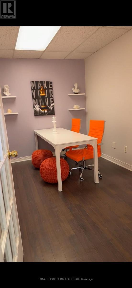 204 - 1500 King Street E, Clarington (Courtice), ON