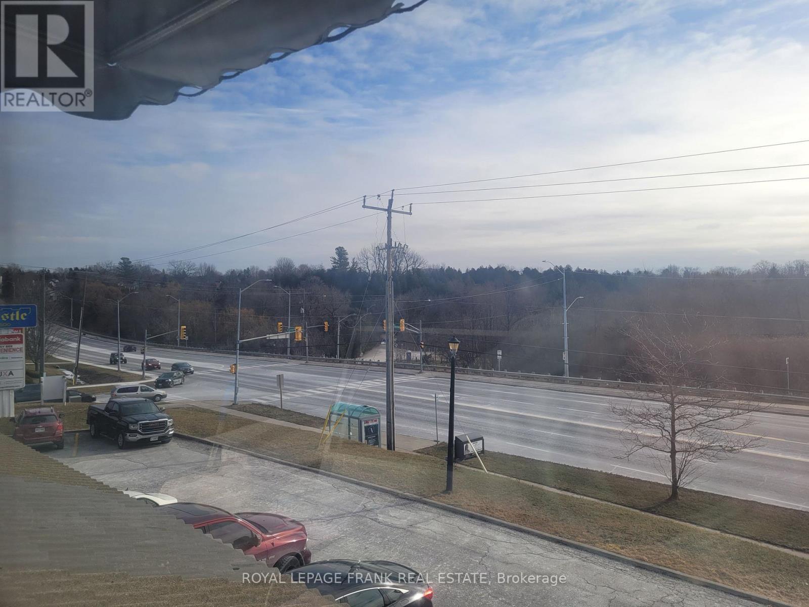 204 - 1500 King Street E, Clarington (Courtice), ON