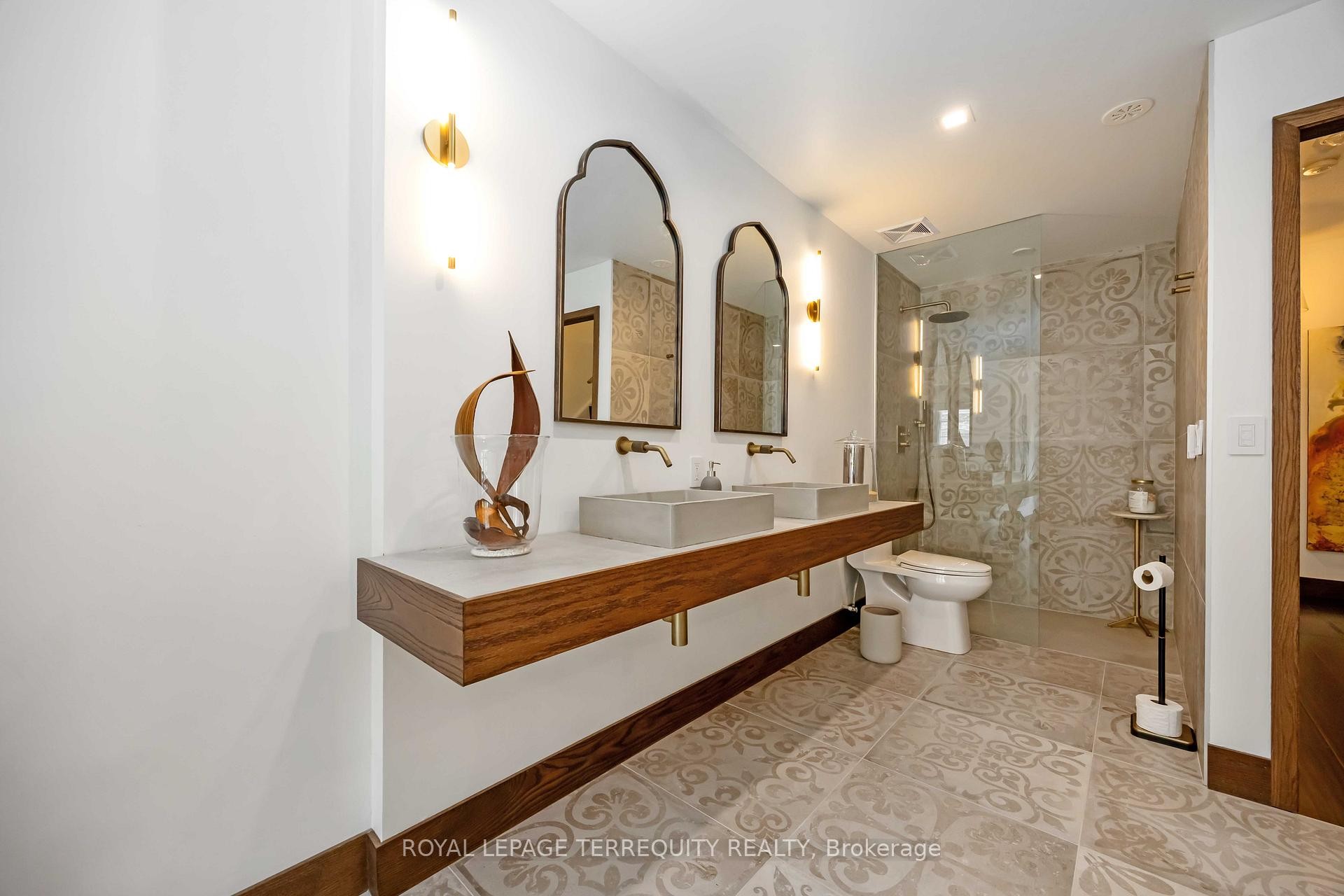 30-3 Elsie Lane, Toronto, ON - Indoor Photo Showing Bathroom