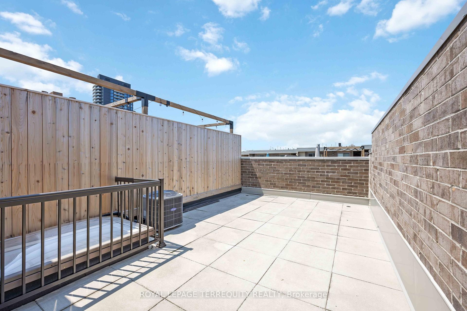 30-3 Elsie Lane, Toronto, ON - Outdoor With Exterior