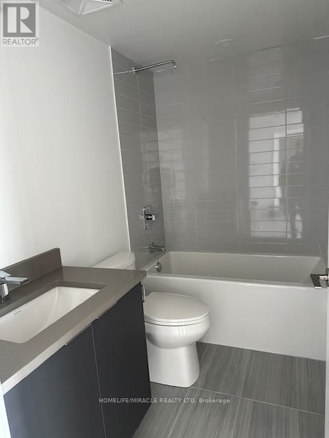 3507 - 2033 Kennedy Road, Toronto, ON - Indoor Photo Showing Bathroom