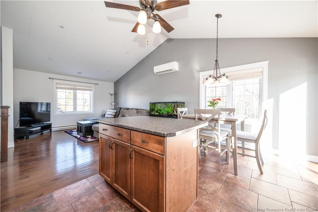 54 O'Neill, Moncton, NB