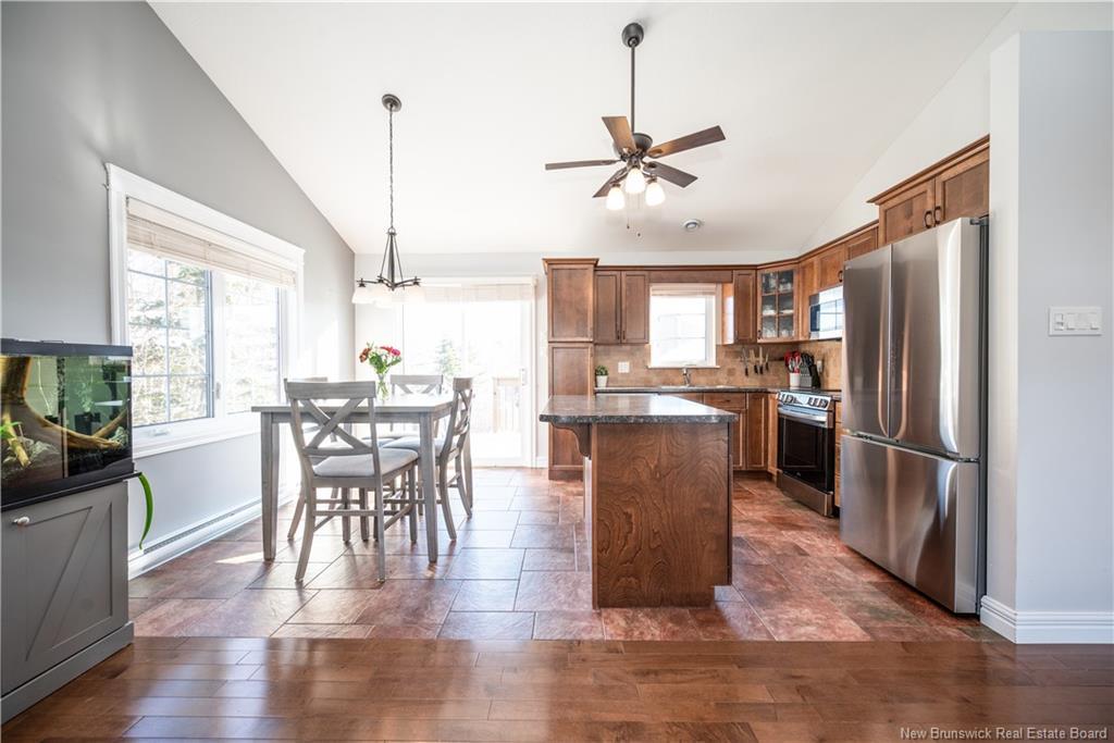 54 O'Neill, Moncton, NB