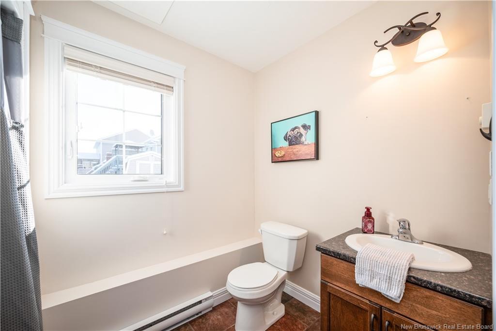 54 O'Neill, Moncton, NB